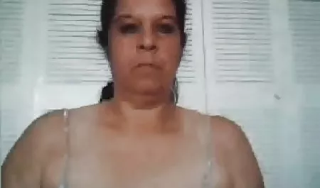 Fett tanzt Striptease sexclips in hd