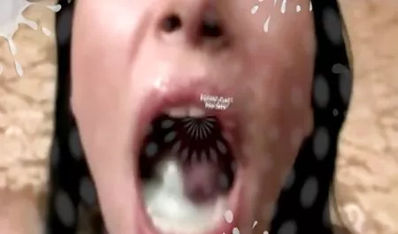 Gesichts junge amateur sexclip Mädchen