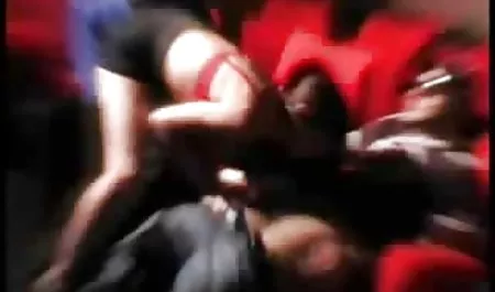 Cumshot in die Vagina einer jungen sex clips swinger Brünetten