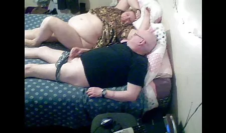 Freundin Gruppensex mit all sexclips drei Mitgliedern