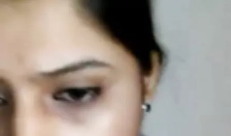 Mama beschloss, Spaß mit einer betrunkenen Tochter perverse sex clips zu haben