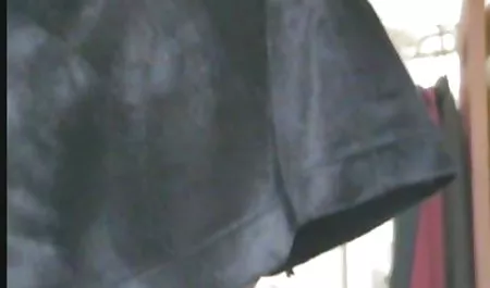 Tee erotische sexclips in der Wohnung, ein Mitglied mit Honig für jeden beschmiert