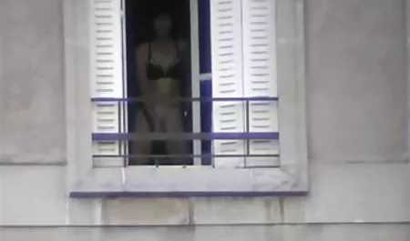 Pamela Anderson perverse sex clips ruht sich aus