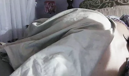 Tief in den camel sex clips Mund ficken