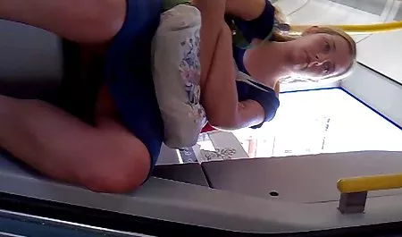 Gehörntes Rattan teenager sexclips mit Sommersprossen