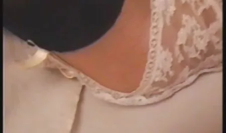 Versteckte Kamera zeigt, was der Nachbar tut sex clips amateur