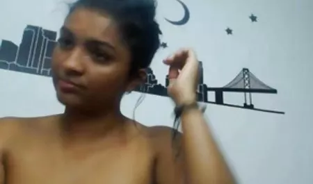 Quietscht vor rauem Umgang mit ihrem Anal orgasmus sex clips