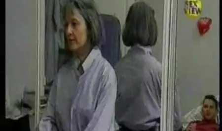Verlangen ein Mitglied in seinem Busen sexclips umsonst