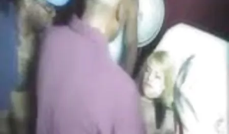 Eine Hure in ihre verdorbenen Süchte brutale sex clips gezogen