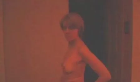 Geile Liebhaberin fickt jungen Arsch amateuer sex clips