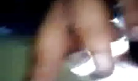 Das abgebundene sexclips gratis Mädchen wurde grob gefickt