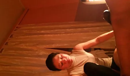 Stiefbruder spritzt auf seine Schwester deutschsprachige sex clips
