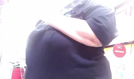 Schönes Mädchen amateure sex clips beschmierte Pussycat mit Schaum
